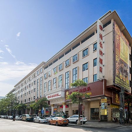 Vienna Hotel Zhongshan Guzhen Town Center Екстериор снимка